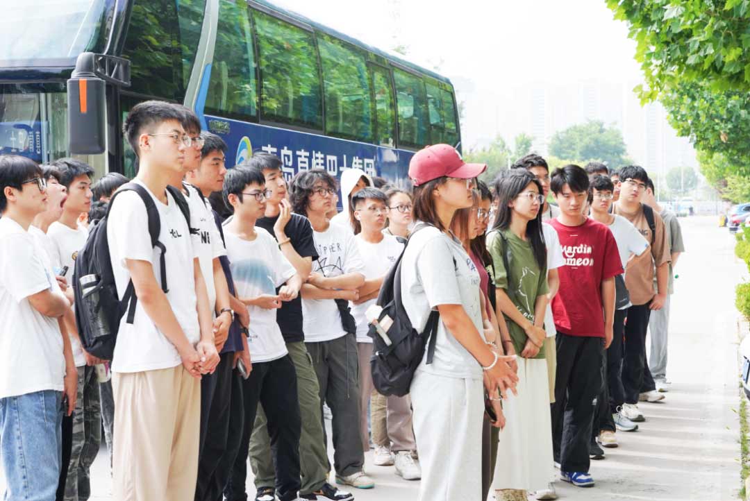 中國石油大學（華東）師生走進艾普智能，攜手共促產學研深度融合